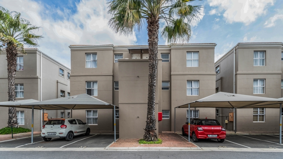 2 Bedroom Property for Sale in Uitzicht Western Cape